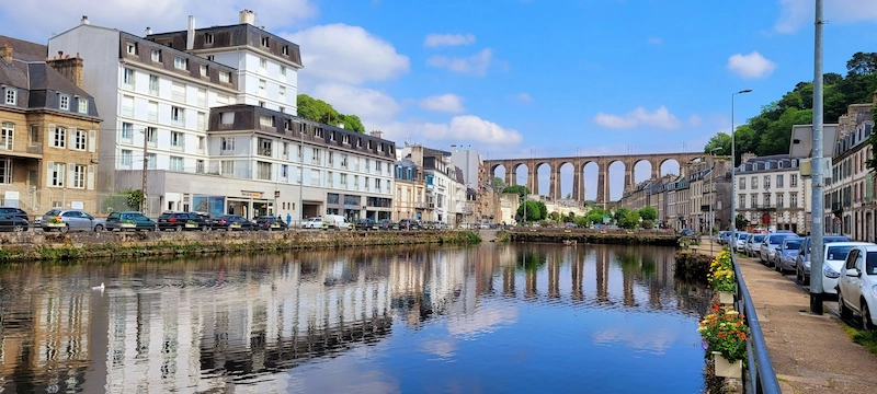 Excursion Morlaix depuis la Côte de Granit Rose — viaduc et ville close