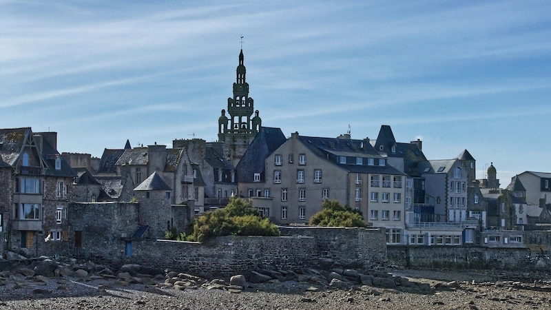 Excursion Roscoff depuis la Côte de Granit Rose — jardin exotique et cité corsaire